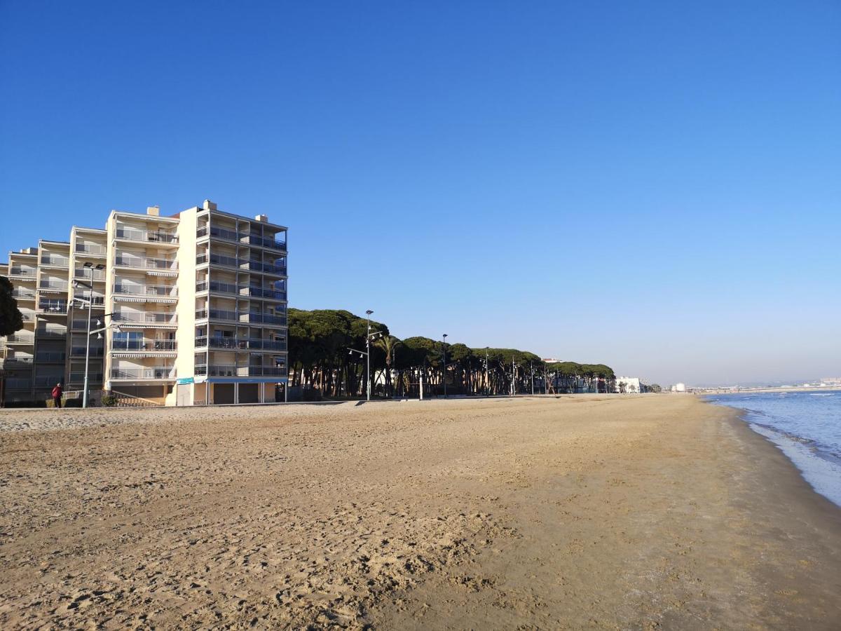 Playa Pineda Playa Apartment ลาปีเนดา ภายนอก รูปภาพ