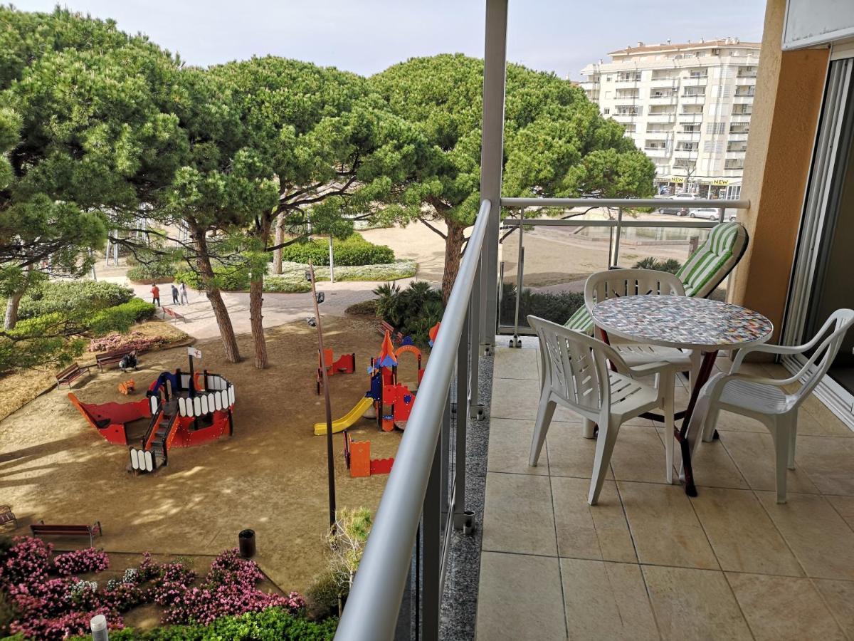 Playa Pineda Playa Apartment ลาปีเนดา ภายนอก รูปภาพ